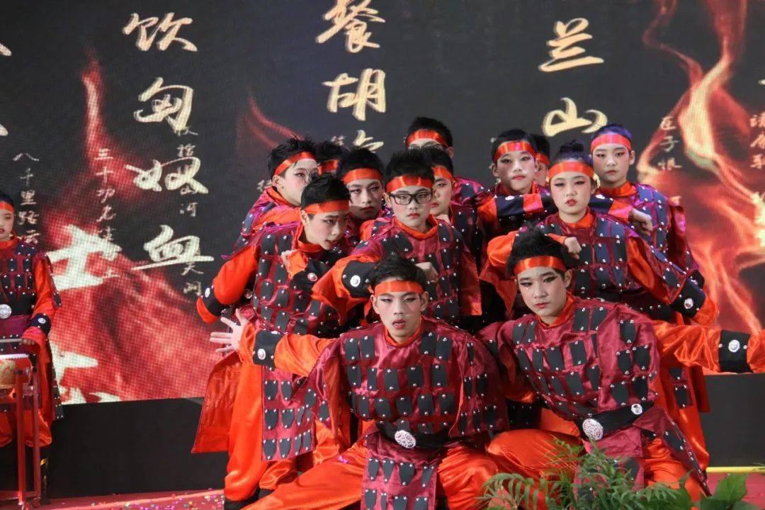 你有痛经的经历吗?痛经的时候你是怎么缓解的?-机智问答网页,智能解答你的问题